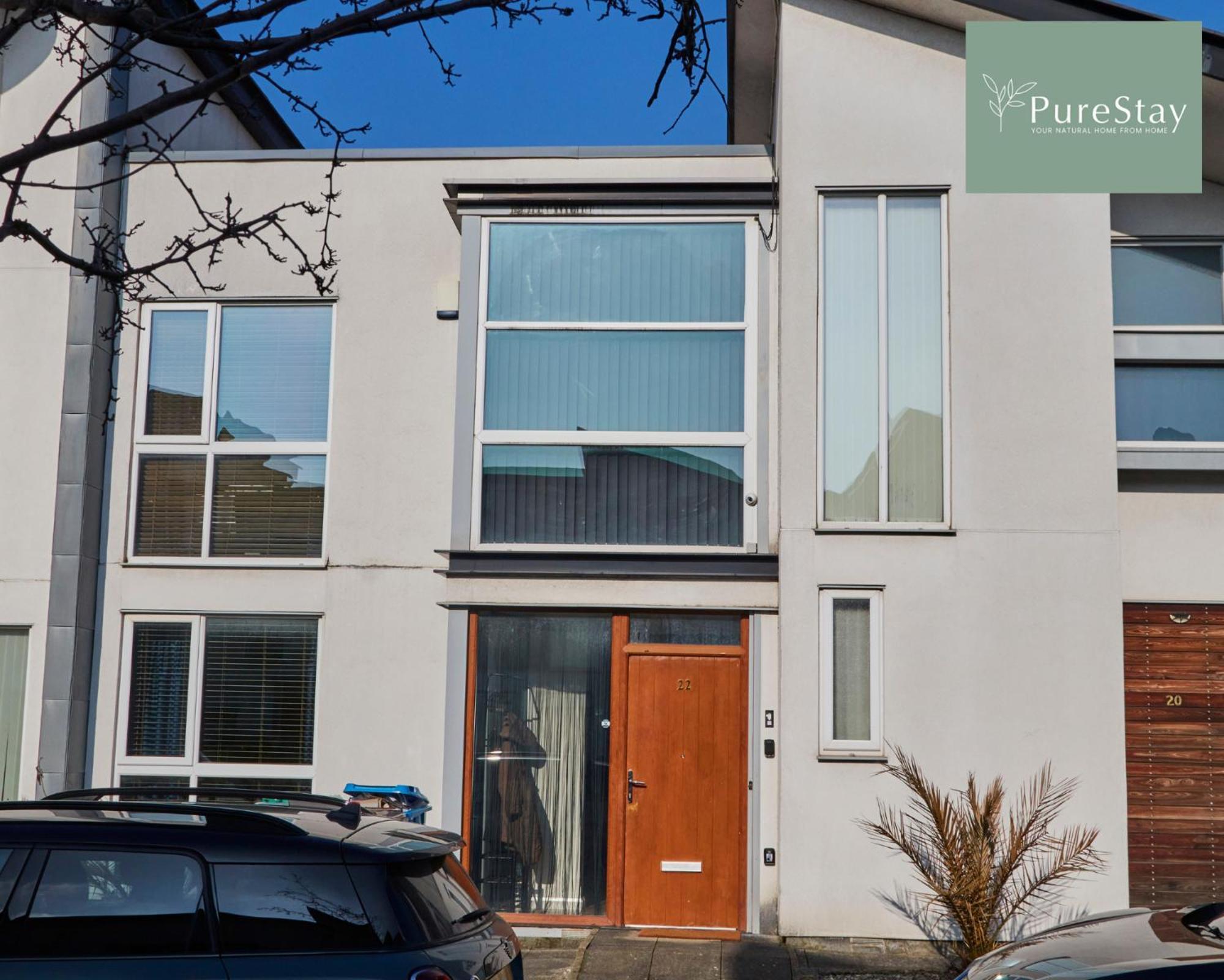 Superb House Manchester Near Etihad With Free Parking Sleeps 8 Exterior foto