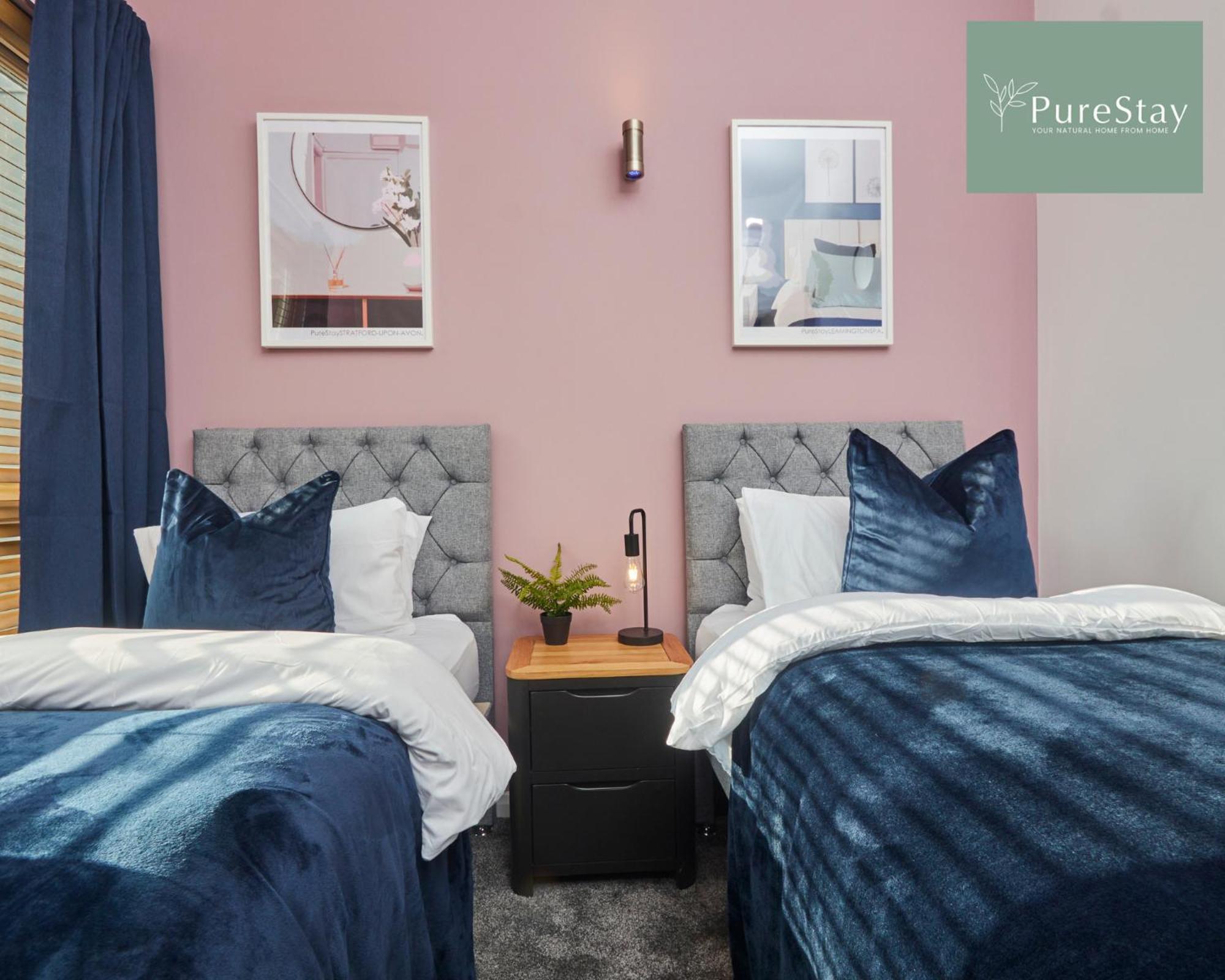 Superb House Manchester Near Etihad With Free Parking Sleeps 8 Exterior foto